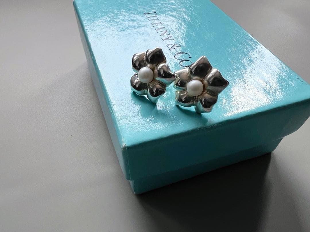 ティファニー フラワー パール ピアス c719 ティファニーフラワー