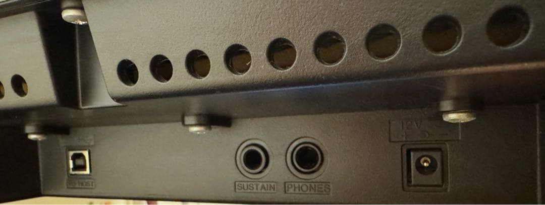 YAMAHA 電子ピアノ P-45 純正スタンド＋純正チェア＋ソフトケース付属②