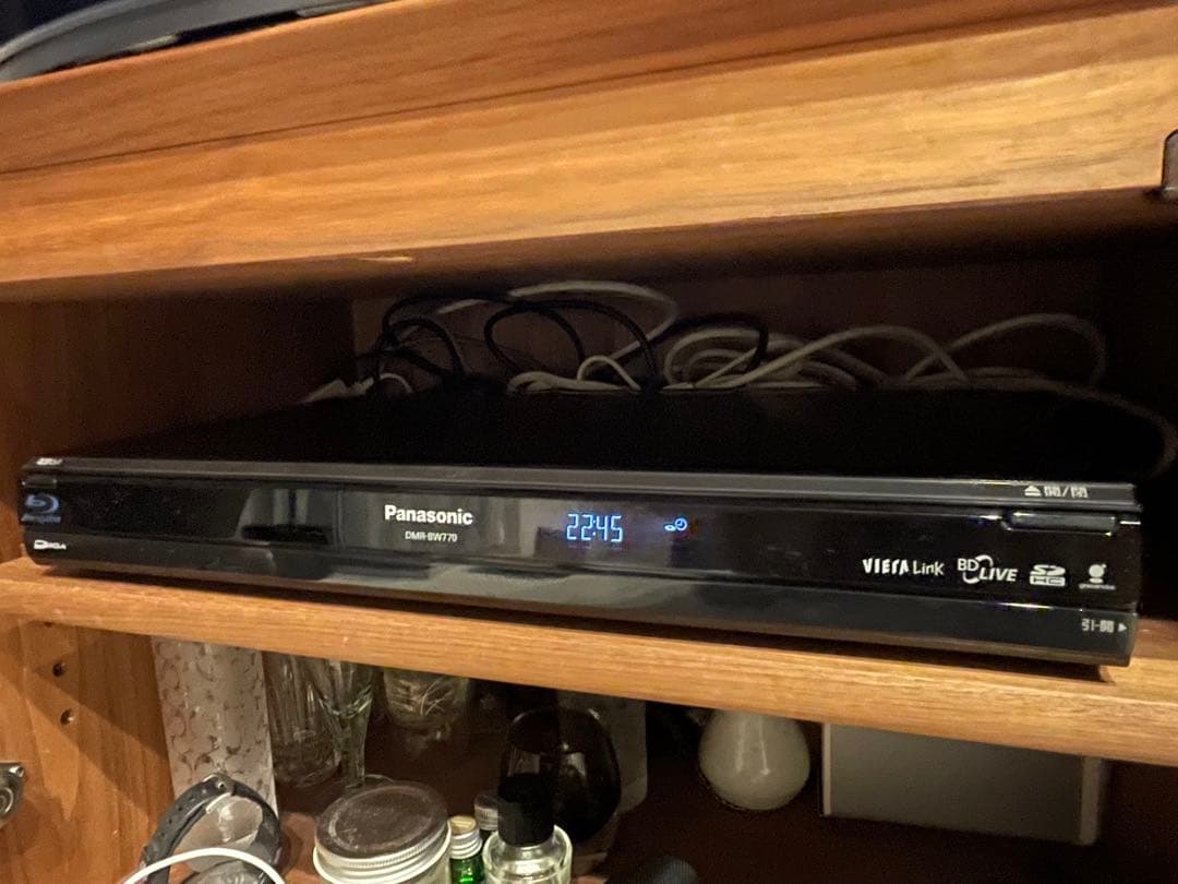 Panasonic製プラズマテレビTH-P50V1 ＋ Blu-rayレコーダー