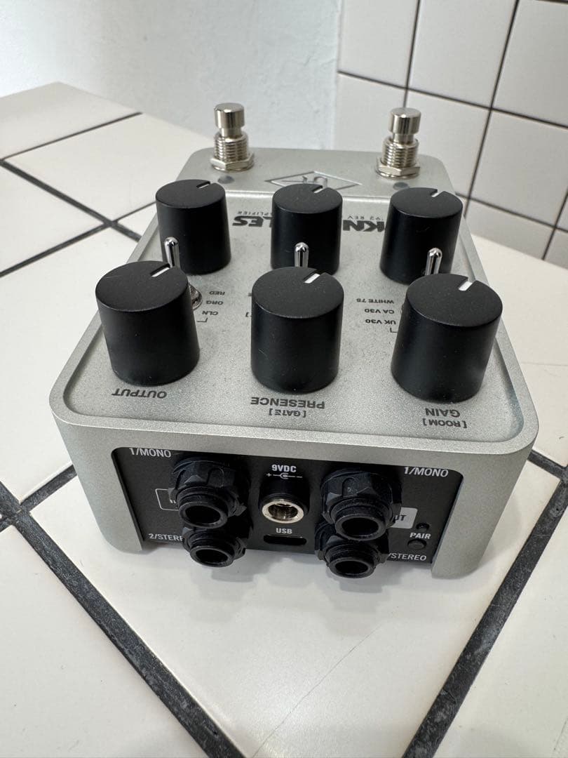 ギター UAFX KNUCKLES