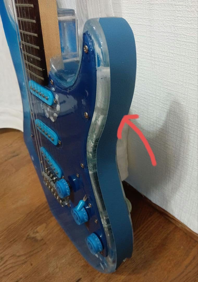 エレキギター アクリル透明 ストラトタイプ LED・WAVE・クラゲ仕様