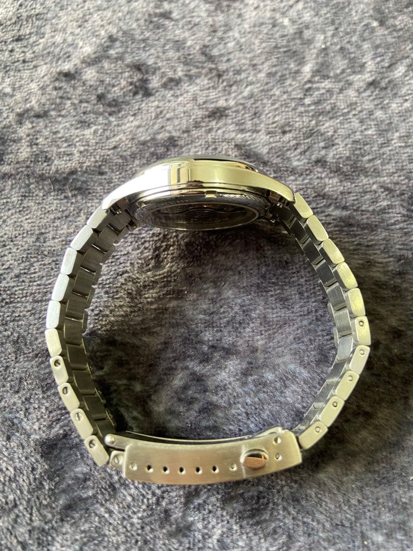 [ポッポ様お決まり]KUOE 自動巻き時計 緑文字盤