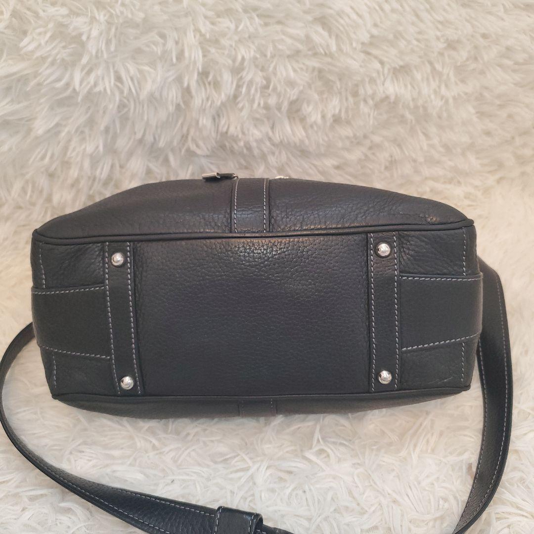 ⭐べるふぉん⭐TOD'S ハーフムーン ショルダーバッグ シボ革 ブラック