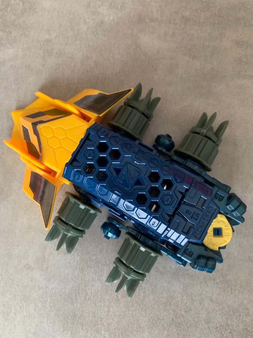 クラッシュギア　キングシュバルツネオ　キングシュバルツN グリフィード　レア