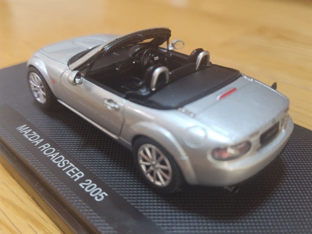EBBRO「MAZDA ROADSTER 2005」