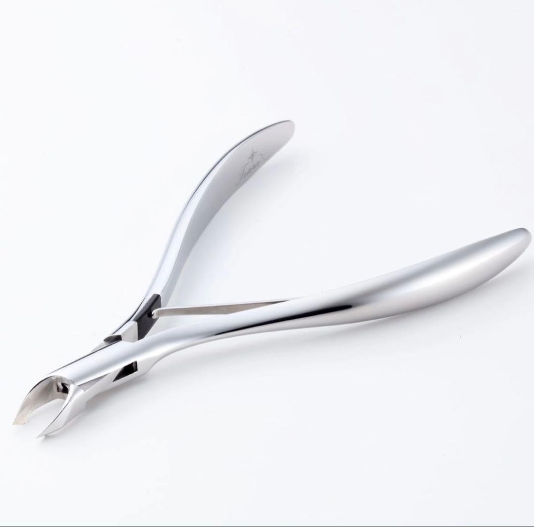 光 キューティクルニッパー Tiara3.0 (刃先3mm) 新品未使用