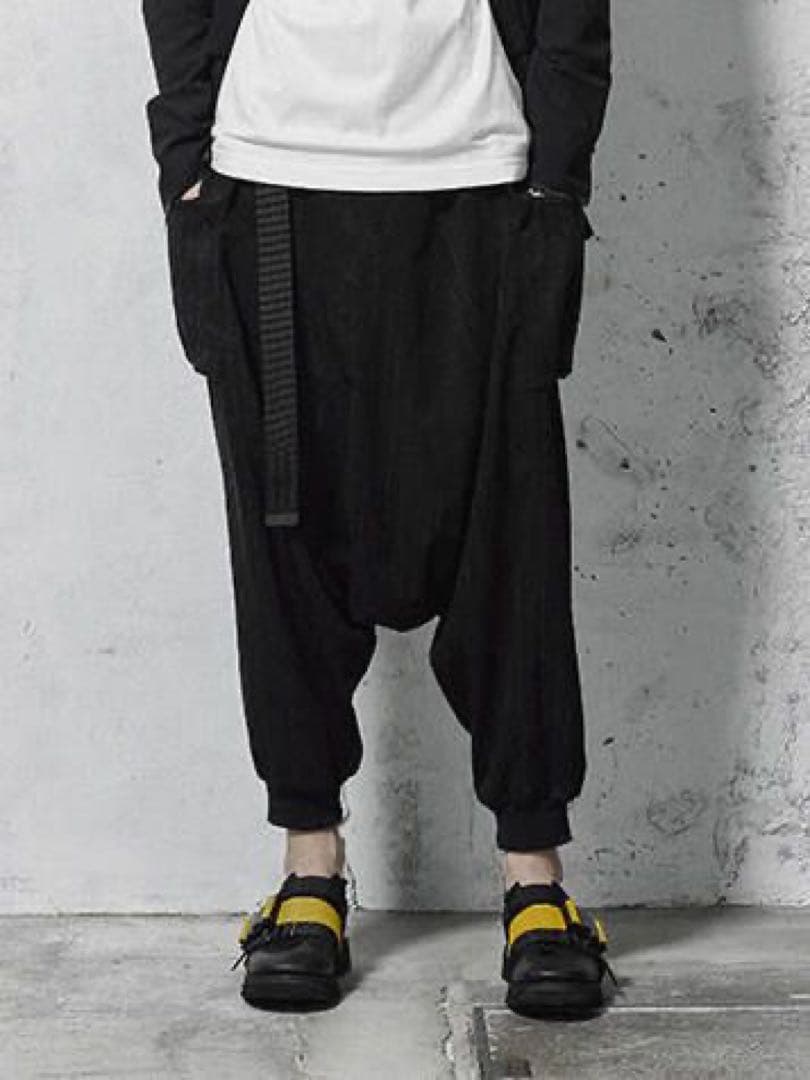 値下げ明日までThe viridi-anne ランダムストライプサルエルパンツ