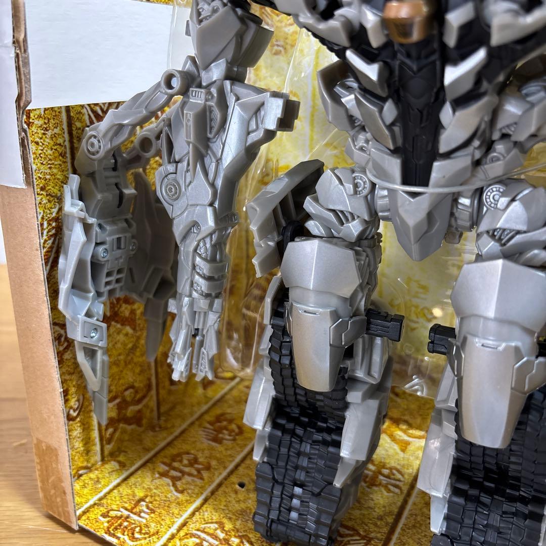 美品　ほぼ未使用　トランスフォーマー　RD-01メガトロン