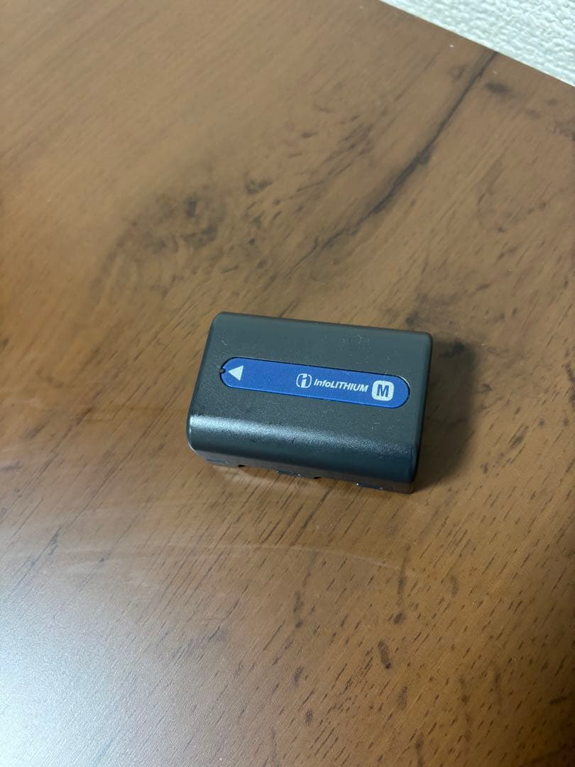 美品/ソニー ハンディカム DCR-TRV70 動作確認済