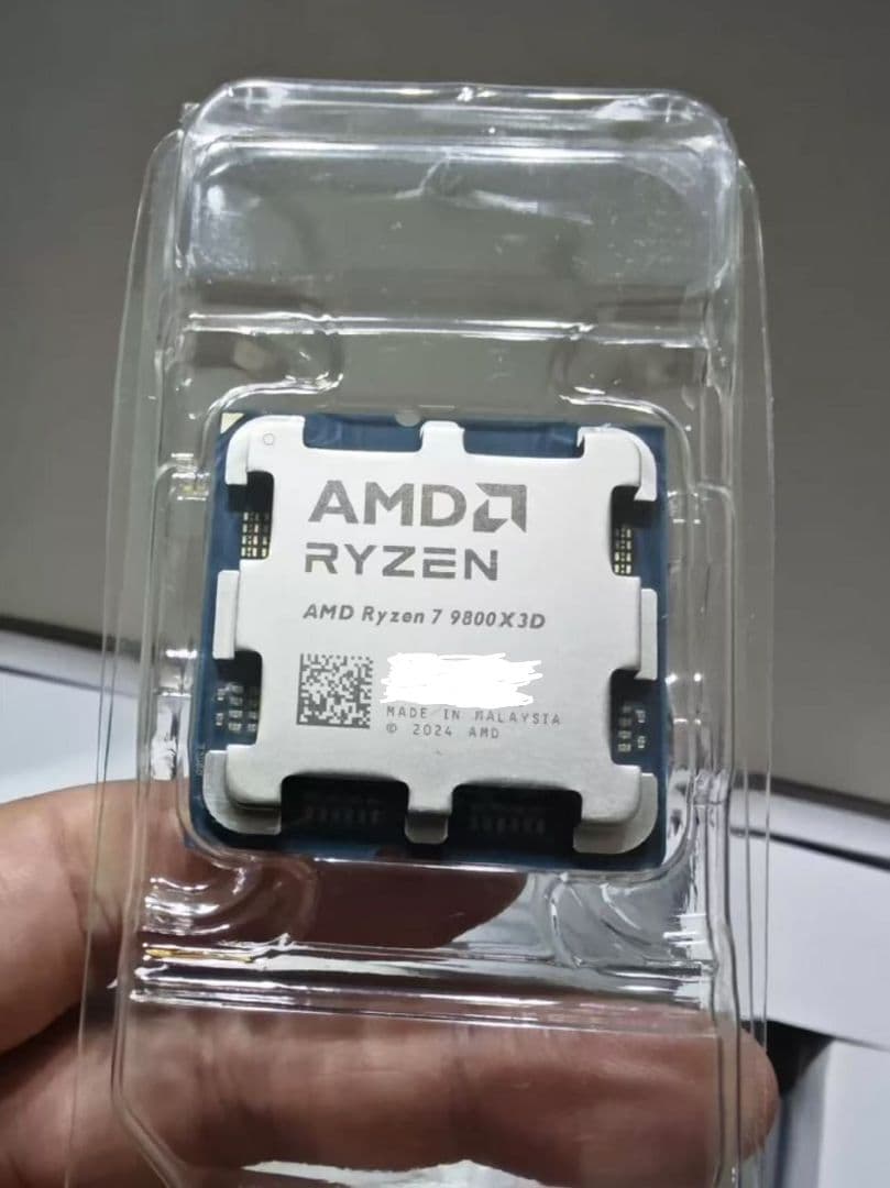 AMD ryzen7 9800X3D CPU バルク品 - メルカリ