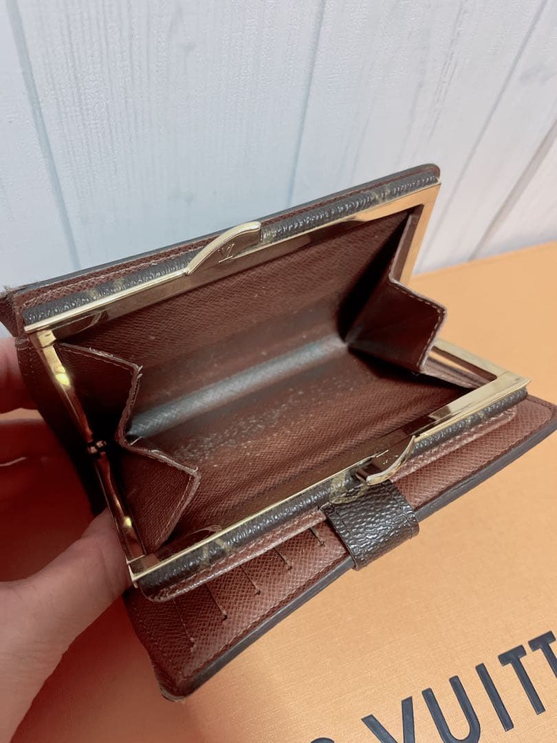 【人気モデル】Louis Vuitton ルイヴィトン 二つ折り財布 モノグラム