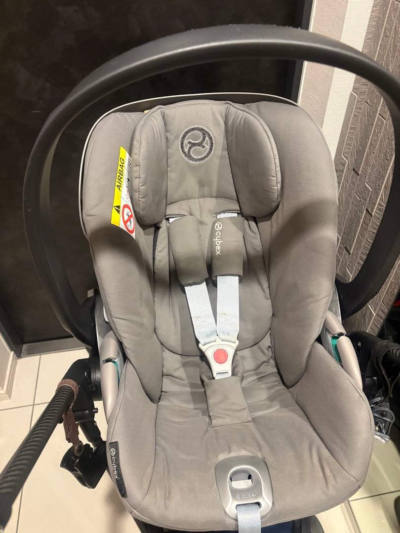 cybex チャイルドシート グレー 取り付け用アダプター トラベルシステム