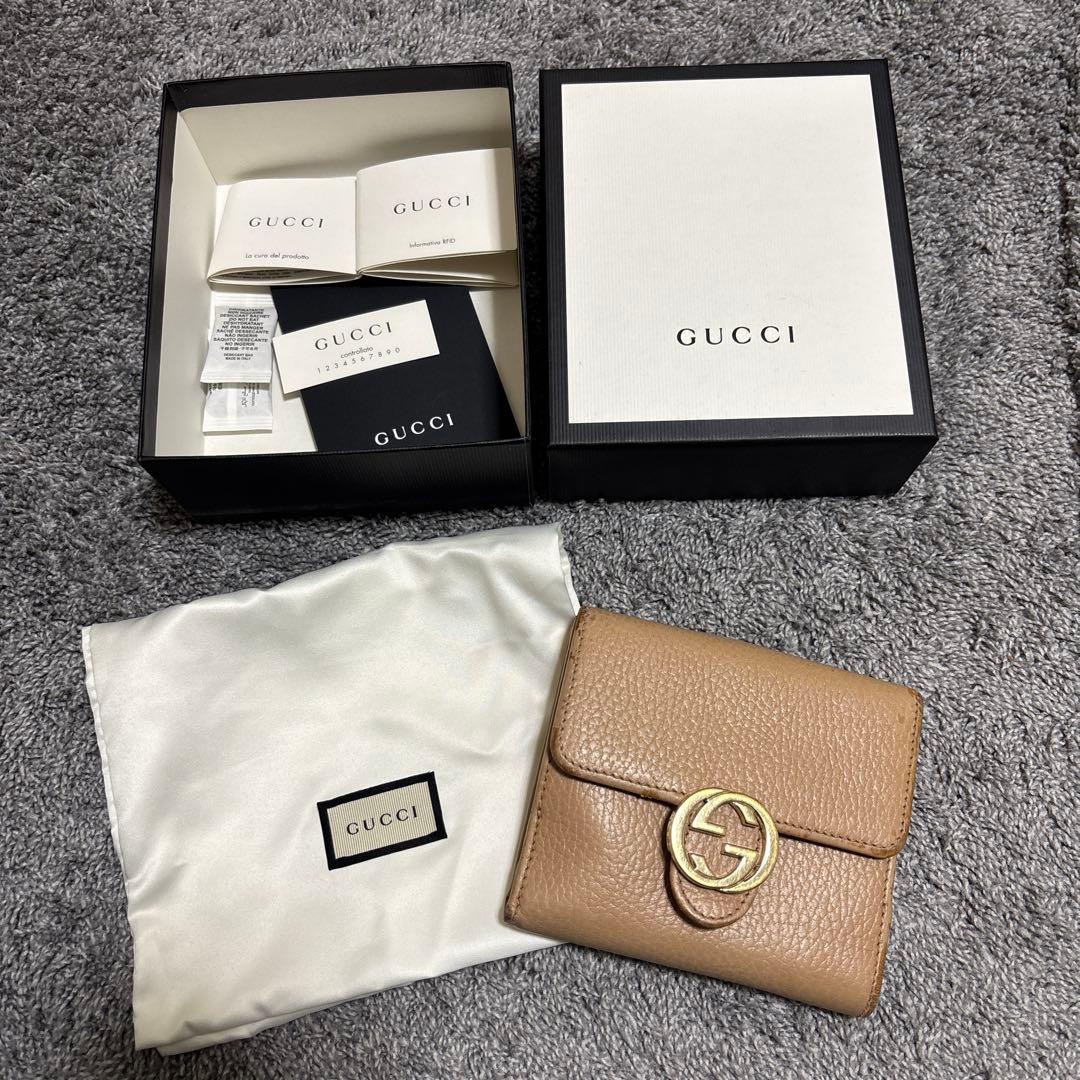 GUCCI ベージュレザー 二つ折り財布 GUCCI グッチ 二つ折り財布