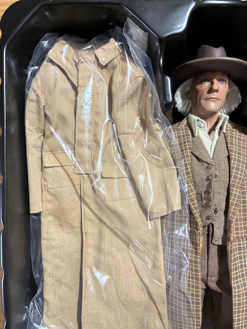 BACK TO THE FUTURE III ドク・ブラウン 1/6スケール