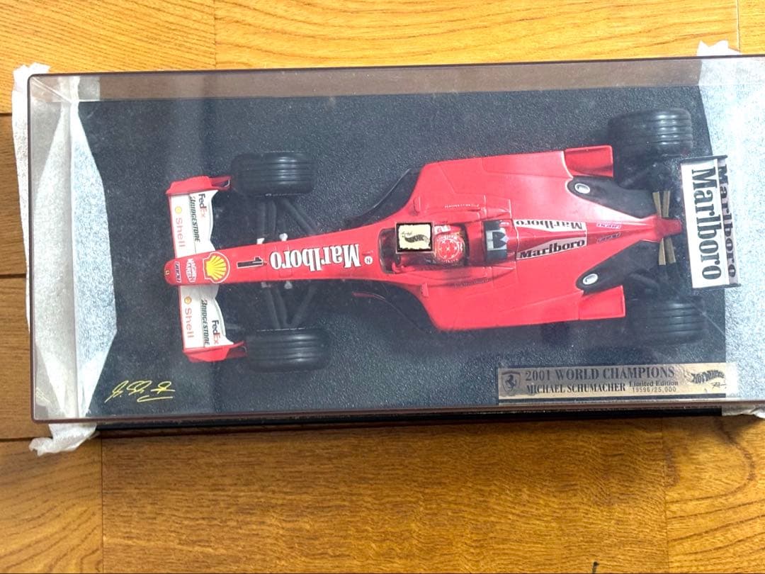 Ferrari F1 2001 WORLD CHAMPIONS 1/18ミニカー