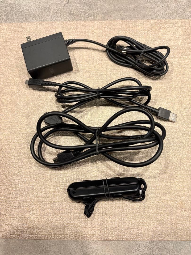 Nintendo Switch 本体 グレー ＋Joy-Conグリーン、ピンク付