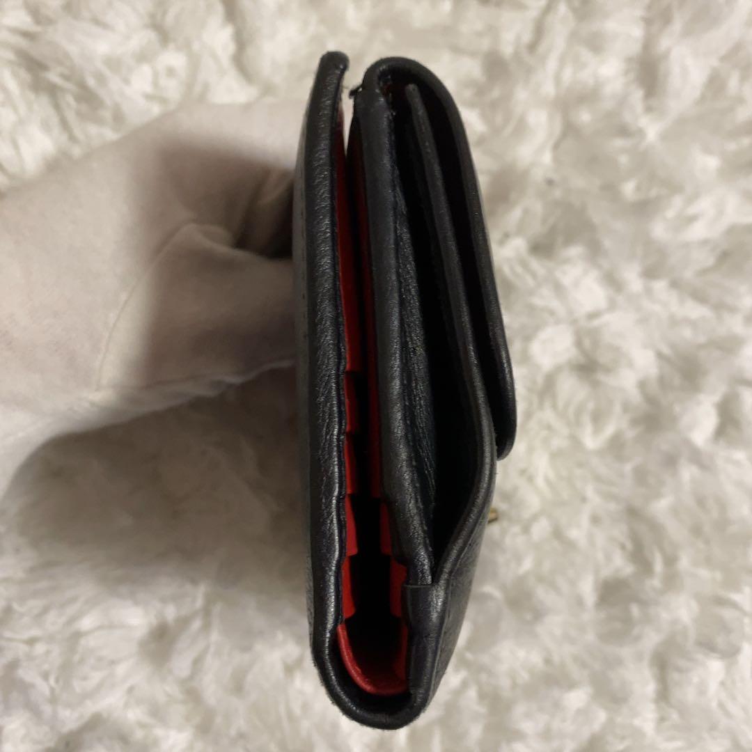 サルヴァトーレフェラガモ 2つ折り財布 ガンチーニ 金具 レザー ブラック