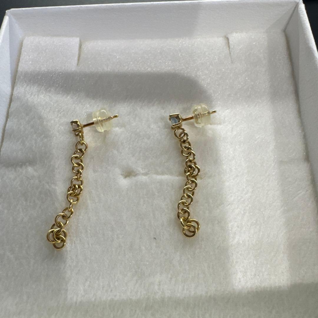 スピネリキルコリン☆ゴールドチェーンピアス☆ - メルカリ