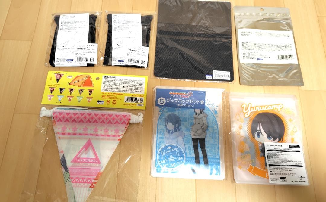 ③お買い得【ゆるキャン△】トート　アクスタ　ステッカー　キーホルダー　缶バッジ等