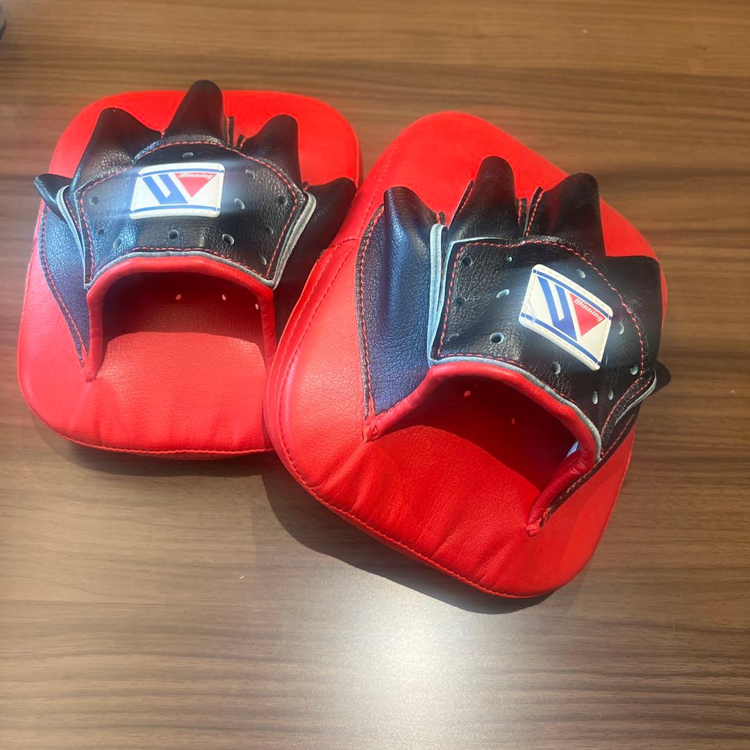 winning ウイニング ボクシング 小型パンチングミット湾曲型CM-10➁ パンチングミット WINNING（ウイニング） 小型パンチングミット 湾曲型