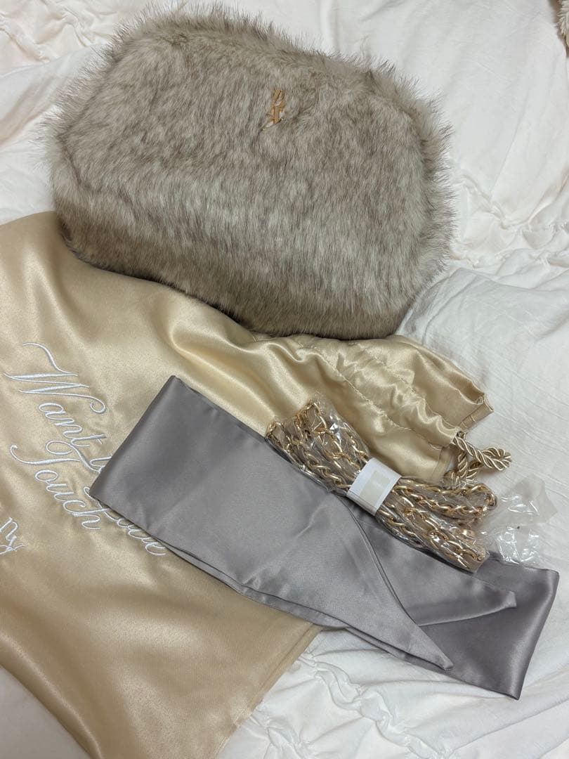 バッグ Noble Secret Phone Bag Peony