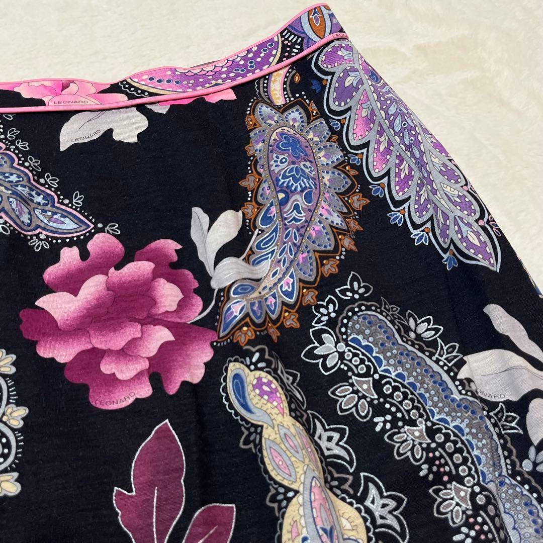 レオナール スカート ウールシルク 花柄 ペイズリー ひざ丈 76 黒ピンク