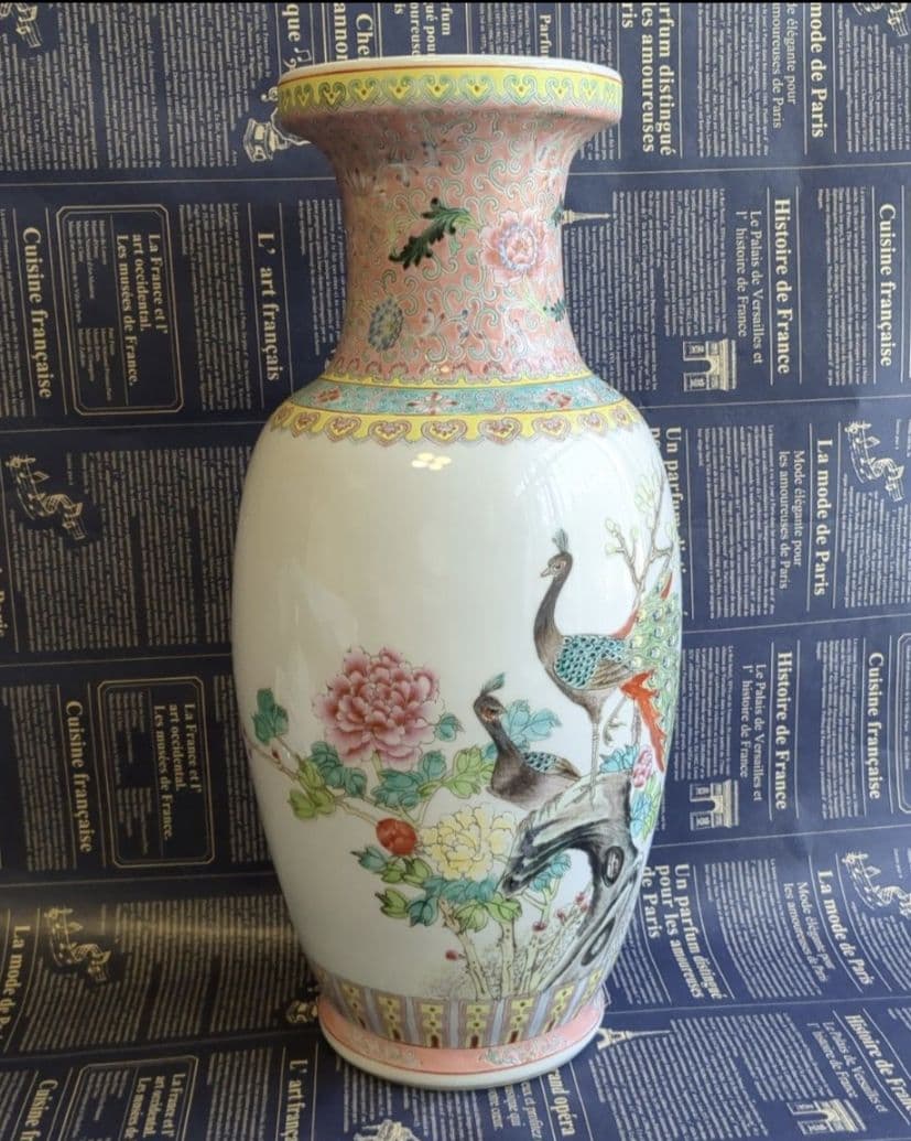 中国景徳鎮製 飾り壷 漢詩孔雀牡丹瓶 花鳥図