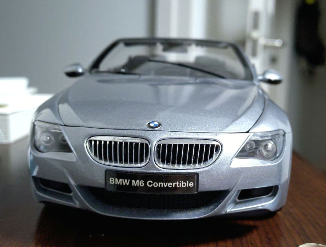 BMW M6 Convertible 1/18 スケールモデル
