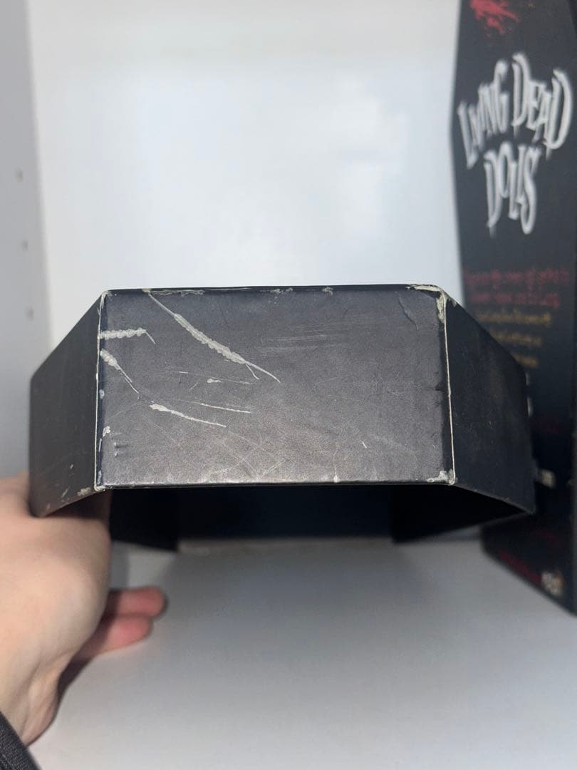 LIVING DEAD DOLLS Sanguis シリーズ19