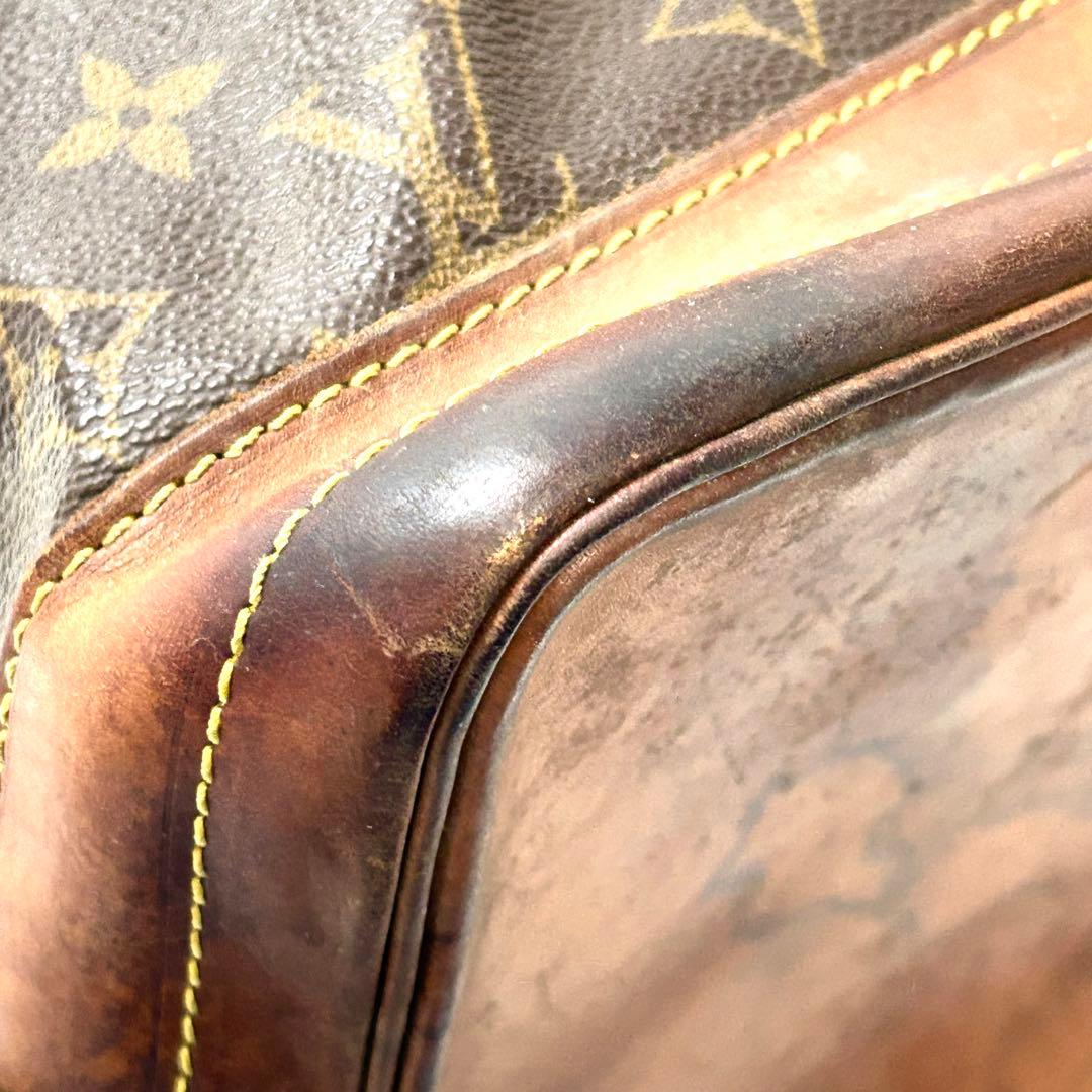 ルイヴィトン　モノグラム　バケット　ショルダーバッグ