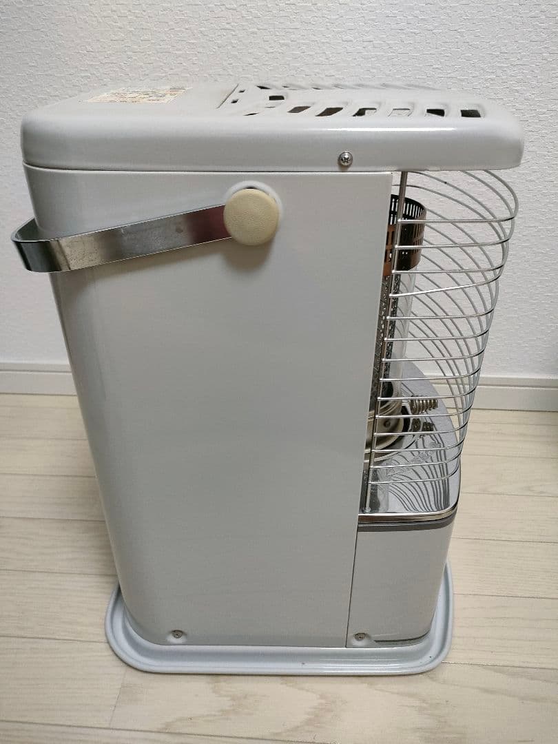 トヨトミ 石油ストーブ RS-H29G 2017年製 キャンプ