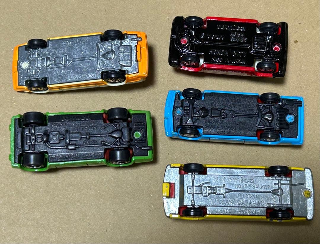 トミカ ギフトセット カーキャリアセット