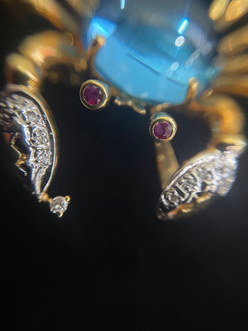 ポンテヴェキオ　カニ　18金　ブローチ　ブルートパーズ　ダイヤ　7.4g