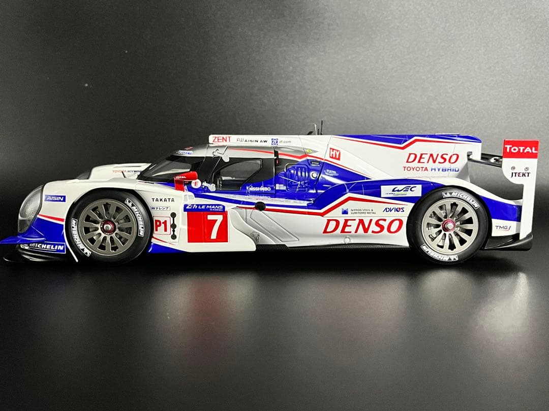 オートアート1/18トヨタTS040 HYBRID ル・マン24時間耐久2014