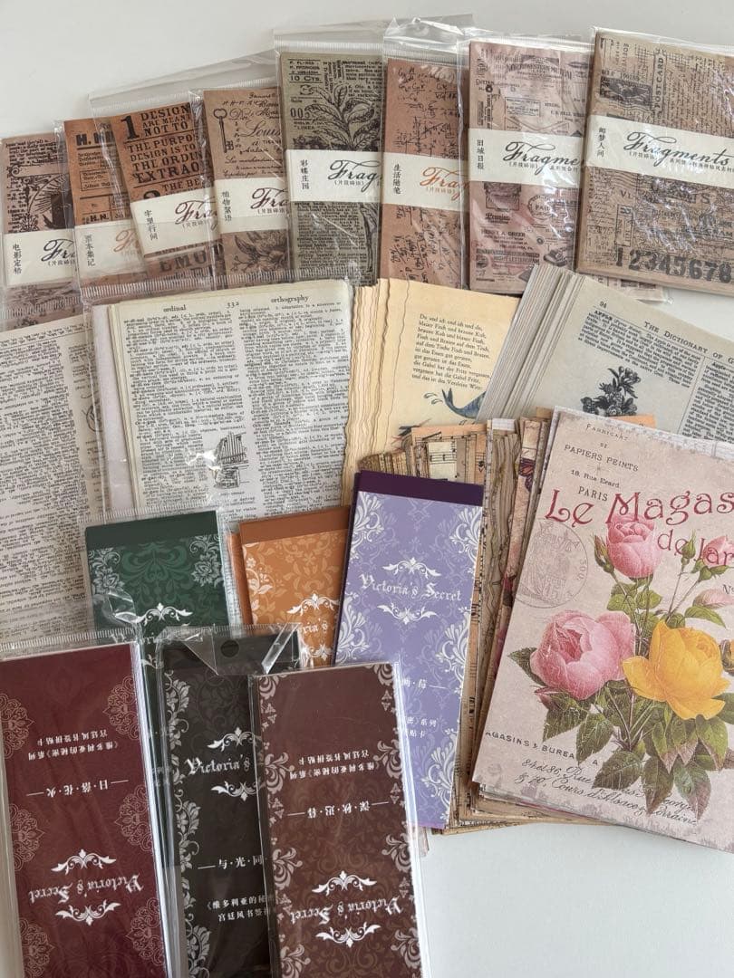 値下げ　コラージュ素材　シール　紙モノ　硫酸紙入り　まとめ売り　80サイズ