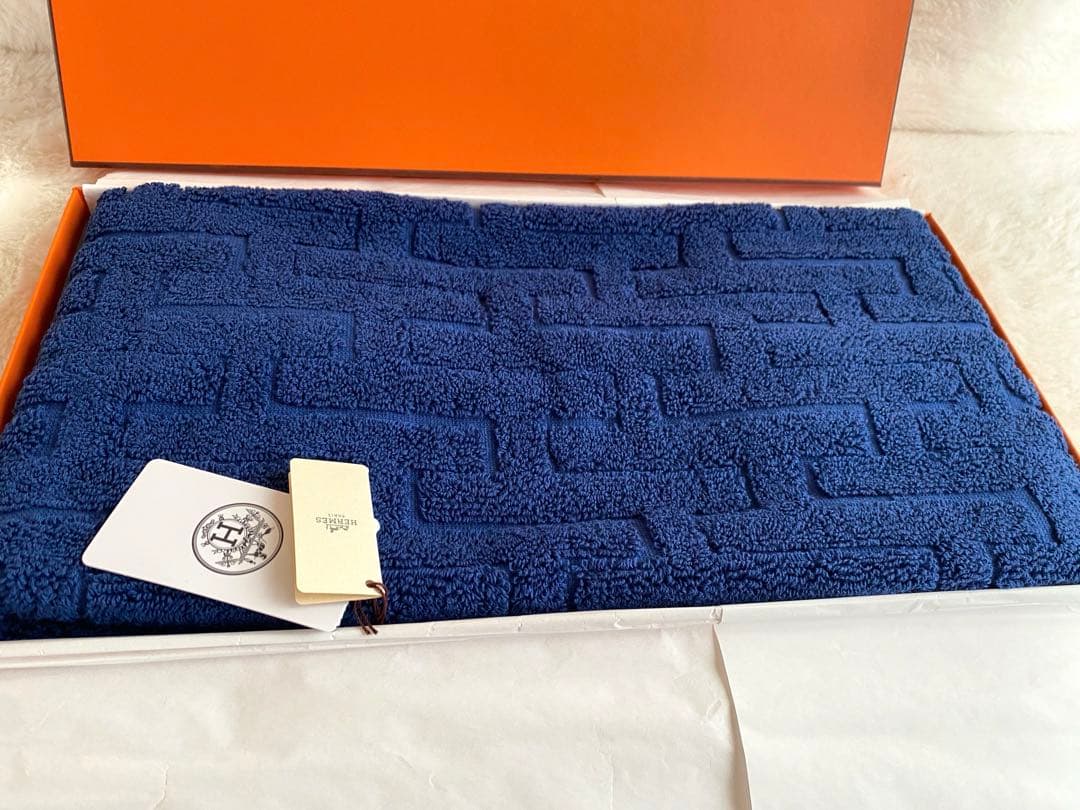 新品未使用タグ付きHERMES ステアーズ コットン100％フェイスタオルマット