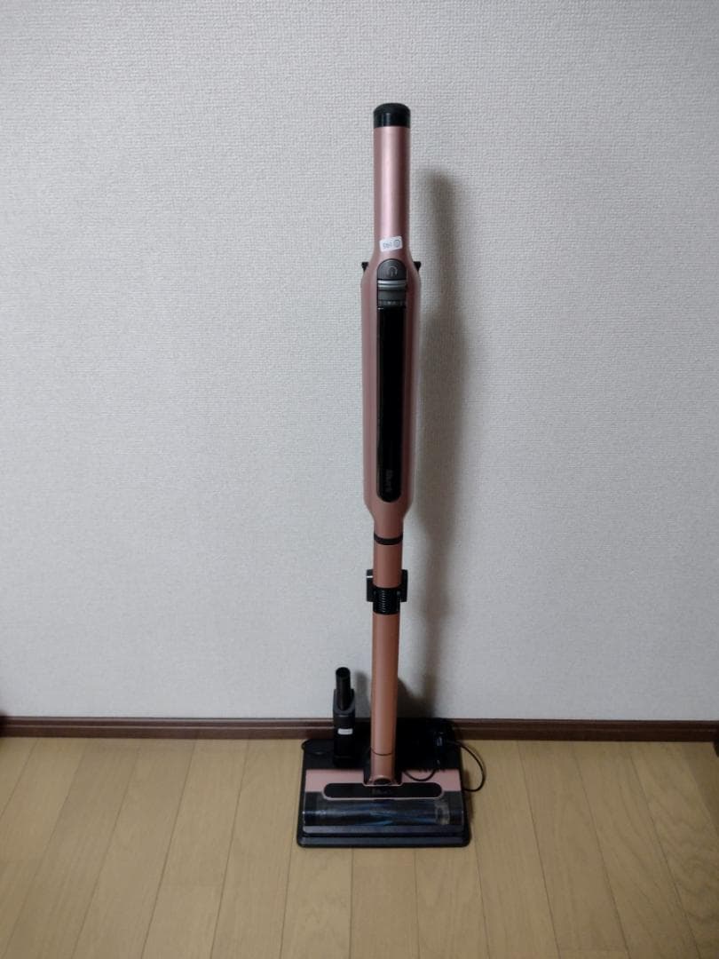 シャーク★コードレスクリーナー★CS501JRG★バッテリー新品と大差なし★1 シャーク☆コードレスクリーナー☆CS501JRG☆バッテリー新品と同等