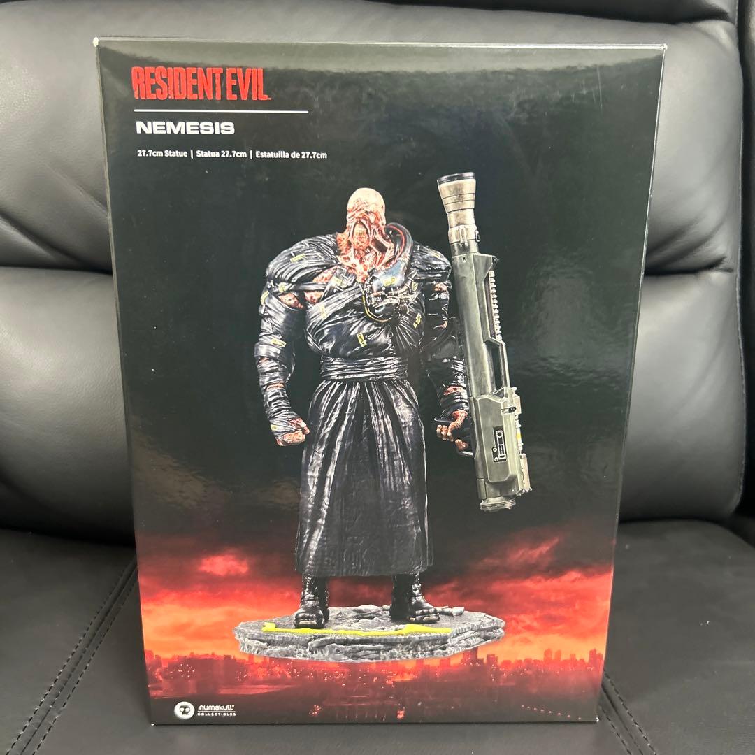 numskull バイオハザード ネメシス フィギュア スタチュー ナムスカル