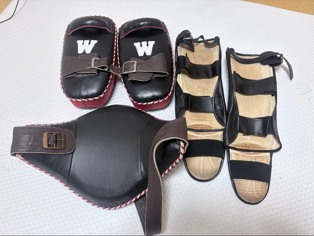 クリスマスセール！ムエタイ スーパーウィンWキックミット、ベリー