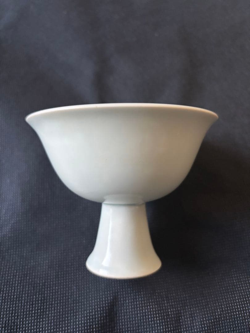 明時代 龍泉窯 青磁高足馬上杯 明 明時代 龍泉窯 青磁高