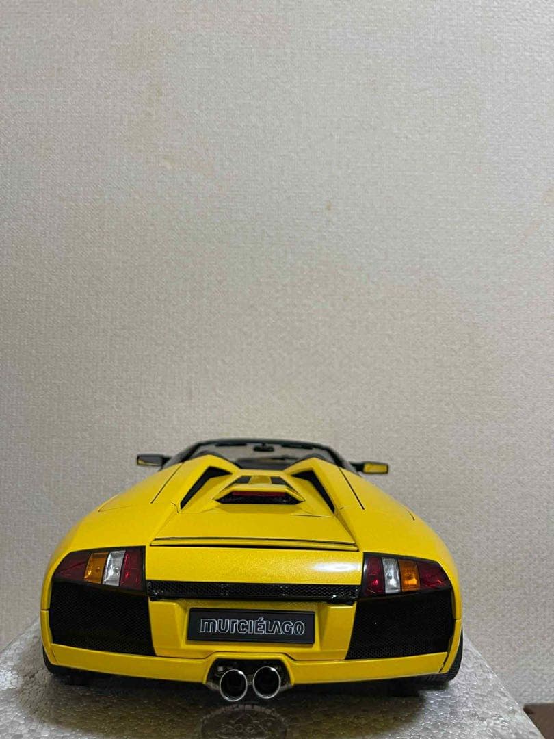AUTOart 1/12 Lamborghini Murciélago イエロー