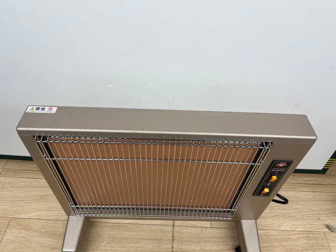 サンルミエ キュート E800LS 遠赤外線 暖房 8畳 動作品