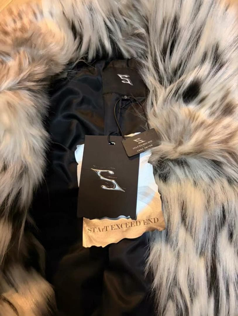 STARTEXCEEDEND フェイクファー アウターyvngpatra着用 S