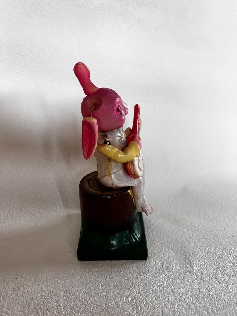 ウサギのバンジョー弾き ゼンマイの動くおもちゃ 音も出ます 箱付