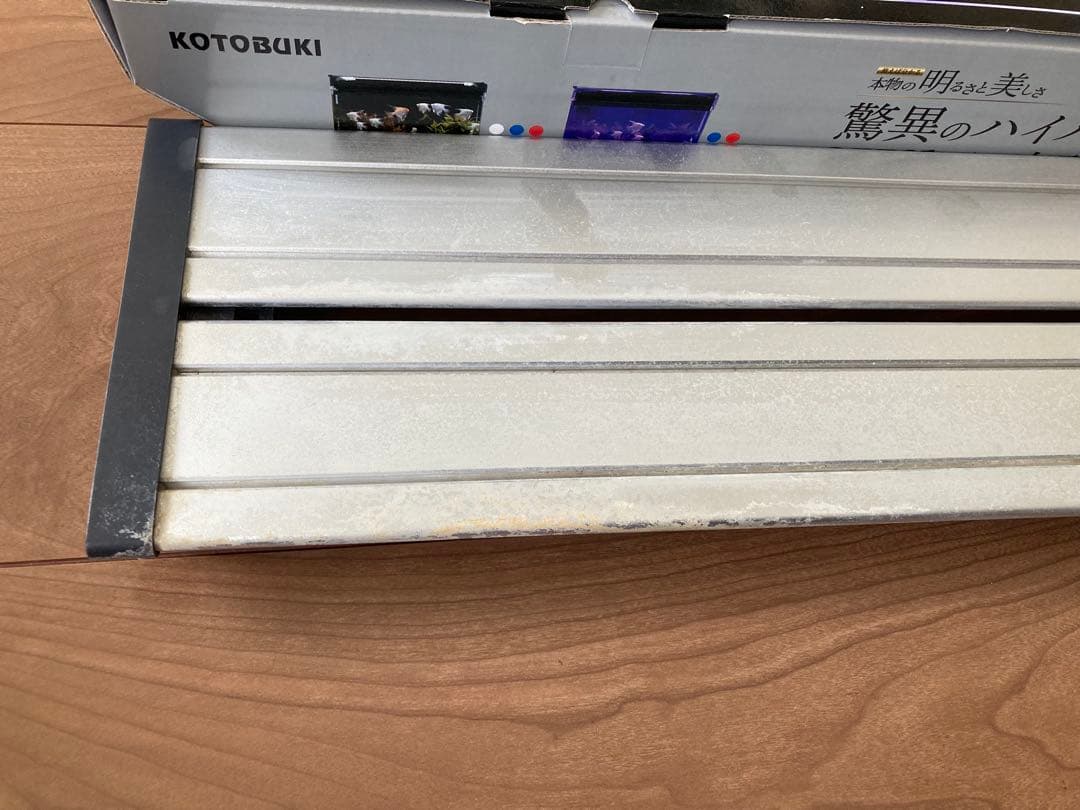 KOTOBUKI FLAT LED 600 TWIN 2550lm KOTOBUKI FLAT LED 600 TWIN