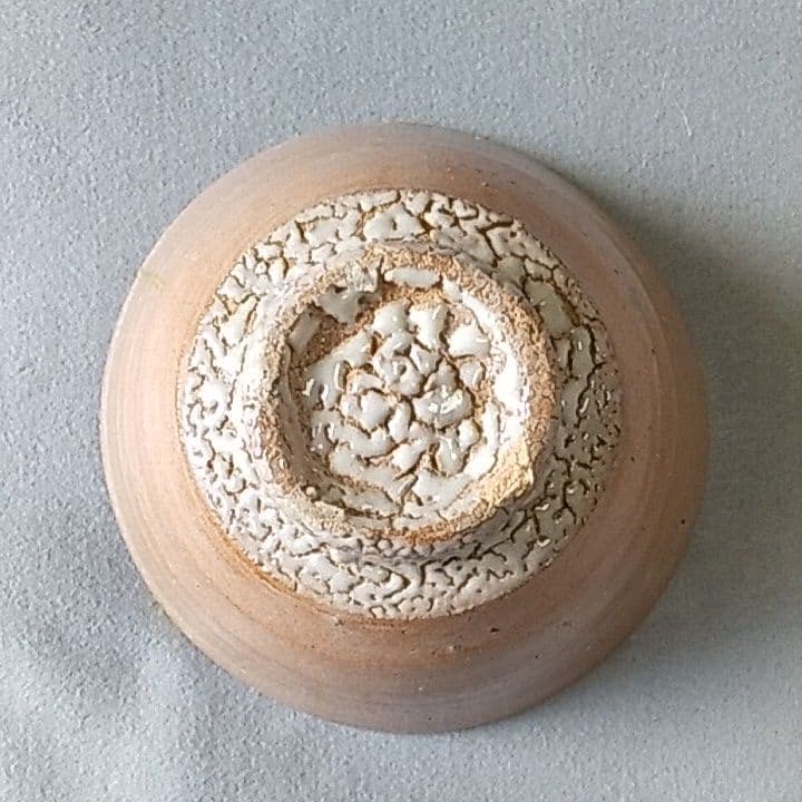 唐津焼 西岡小十 氏作 唐津井戸茶碗 未使用 合わせ箱付