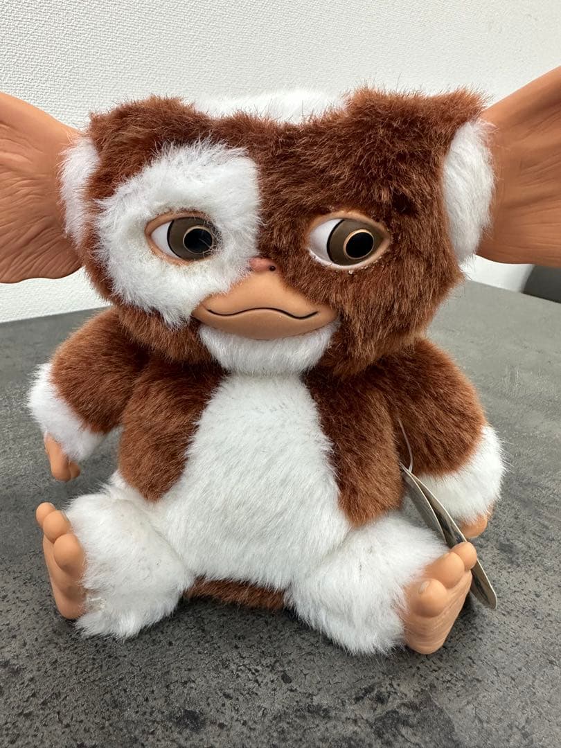 NECA グレムリン ぬいぐるみ