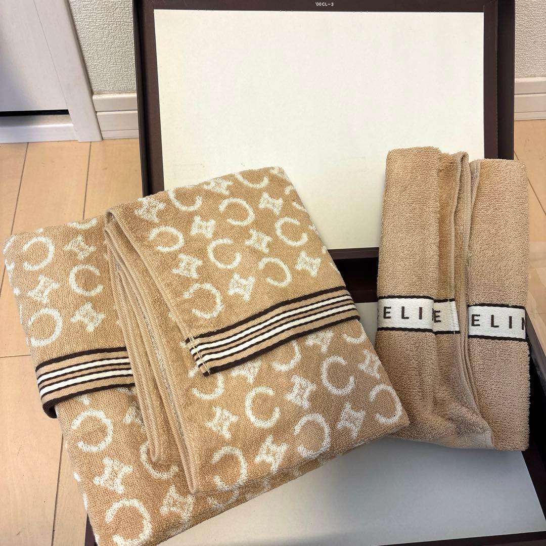 未使用 セリーヌ バスタオル フェイスタオル 2枚セット - メルカリ