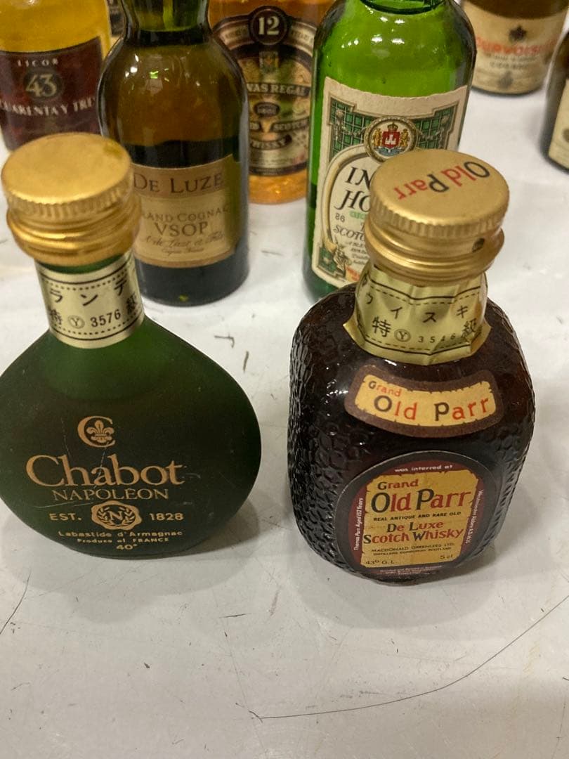 古酒 希少 ミニチュアボトル おまとめ クラウンロイヤル ウィスキー 計