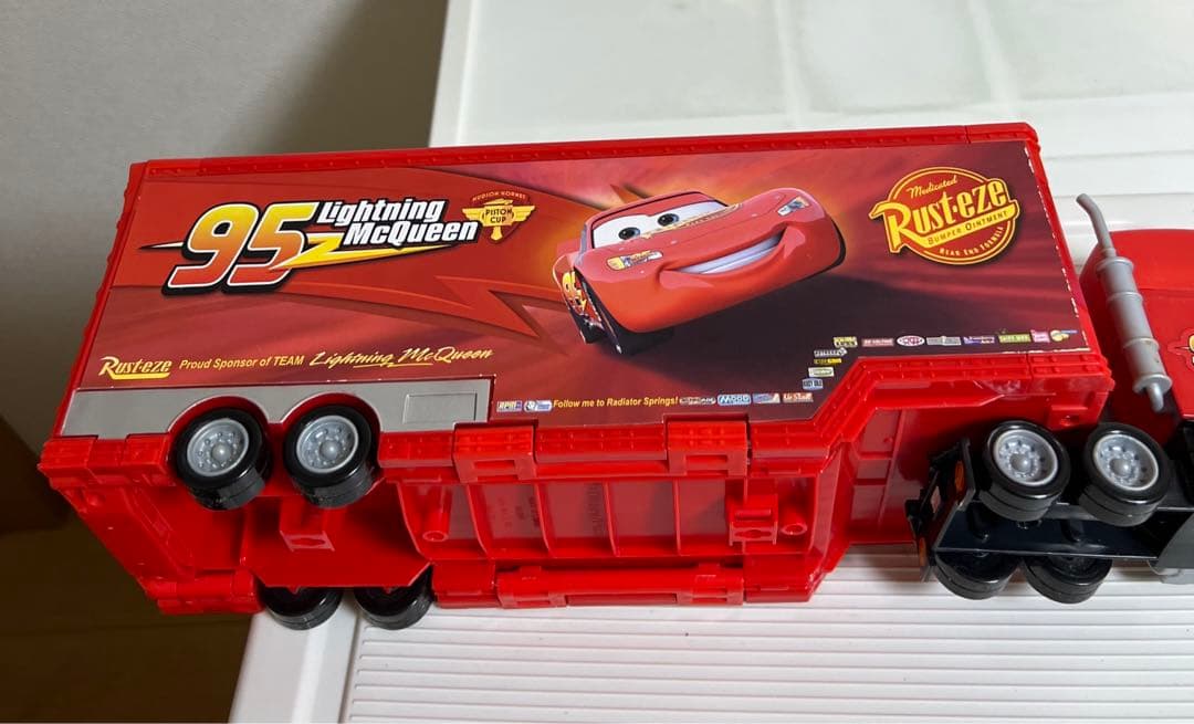カーズ、マテル、マックトレーラー、キングトレーラー（ミニカー収納付き）